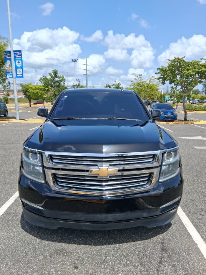 Foto 2 de 2018 CHEVROLET SUBURBAN