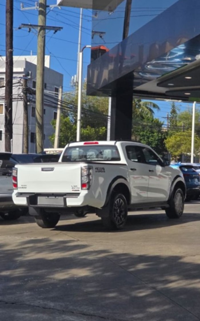 Foto 7 de 2027 ISUZU DMAX LSE