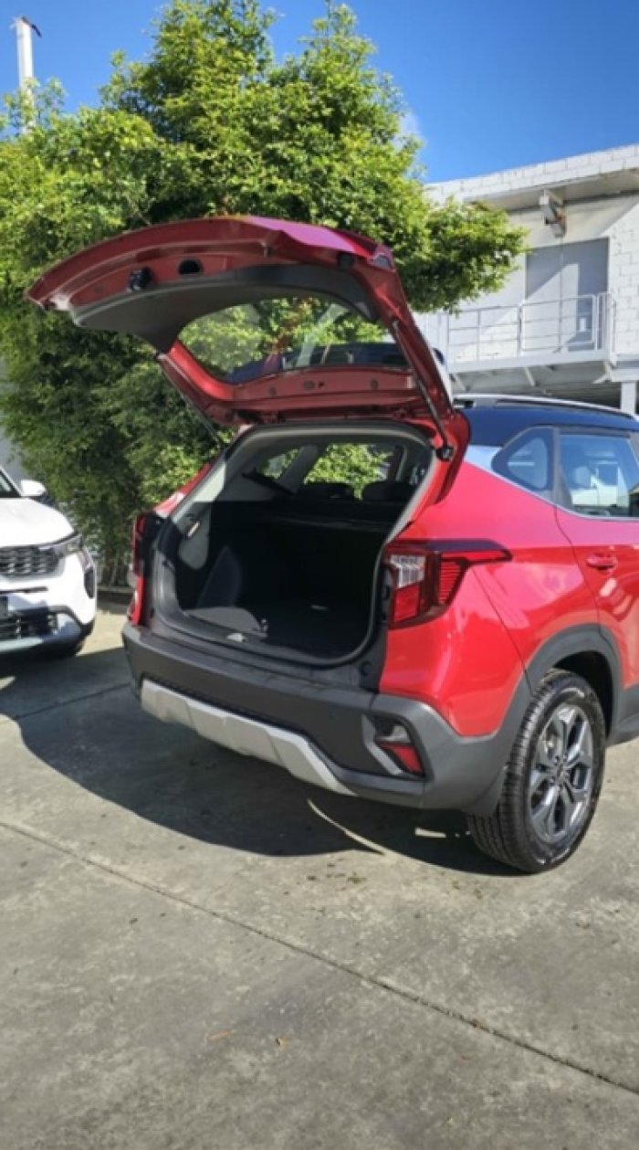 Foto 7 de 2027 KIA SELTOS LUXURY