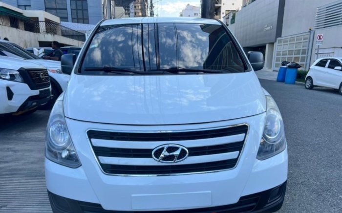 Foto 2 de 2018 HYUNDAI H 1 TQ6