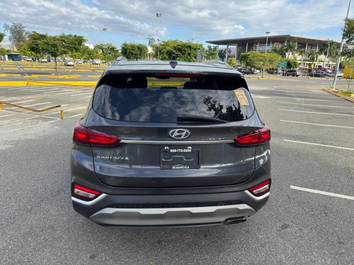 Foto 6 de 2020 HYUNDAI SANTA FE SEL