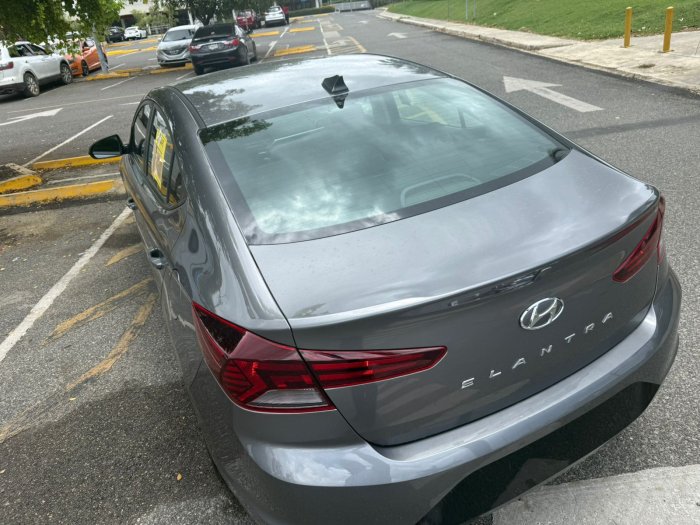 Foto 5 de 2020 HYUNDAI ELANTRA