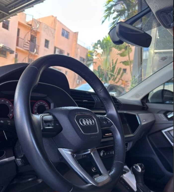 Foto 5 de 2021 AUDI Q3
