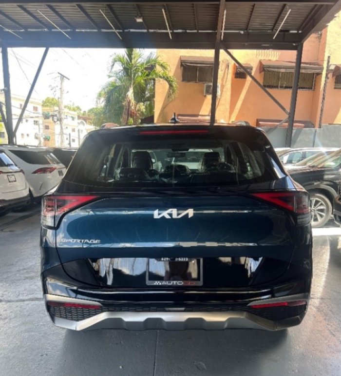 Foto 8 de 2025 KIA SPORTAGE LUXURY