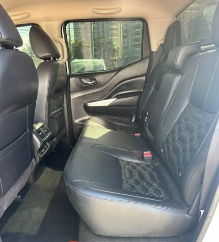 Foto 8 de 2024 NISSAN FRONTIER LE 4X4