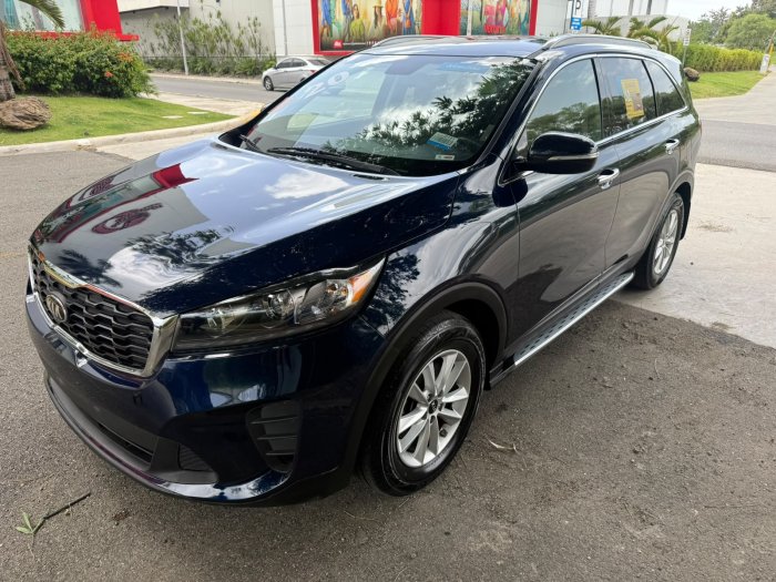 Foto 3 de 2020 KIA SORENTO LX