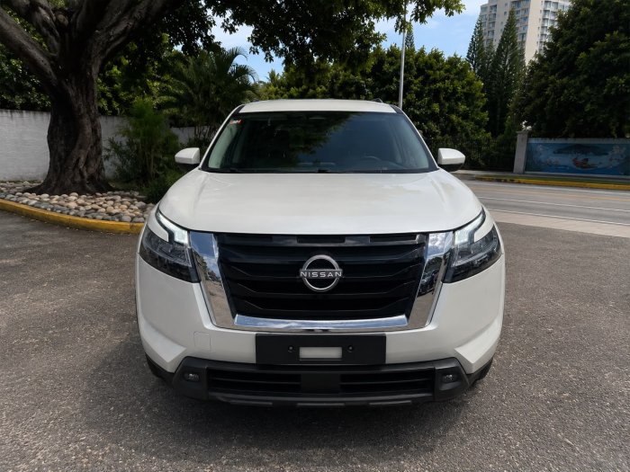 Foto 3 de 2023 NISSAN PATHFINDER