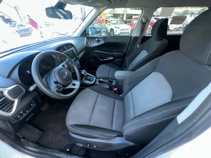 Foto 8 de 2021 KIA SOUL S