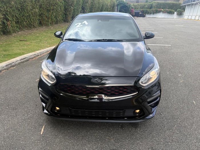 Foto 2 de 2021 KIA FORTE GT LINE