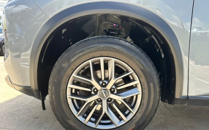 Foto 13 de 2023 NISSAN X-TRAIL SENSE