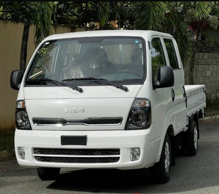 2027 KIA K2700