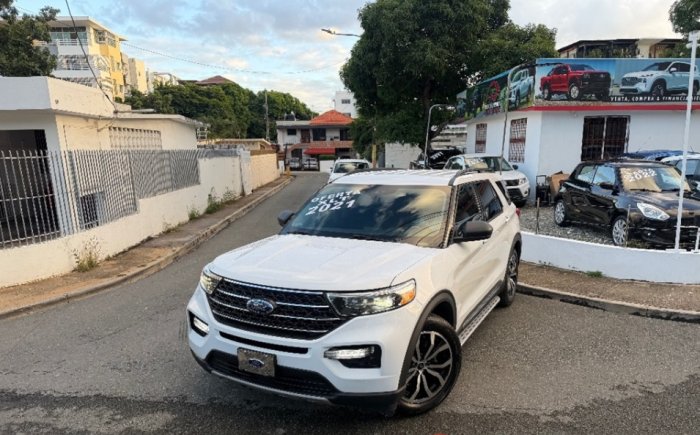 Foto 3 de 2021 FORD EXPLORER XLT