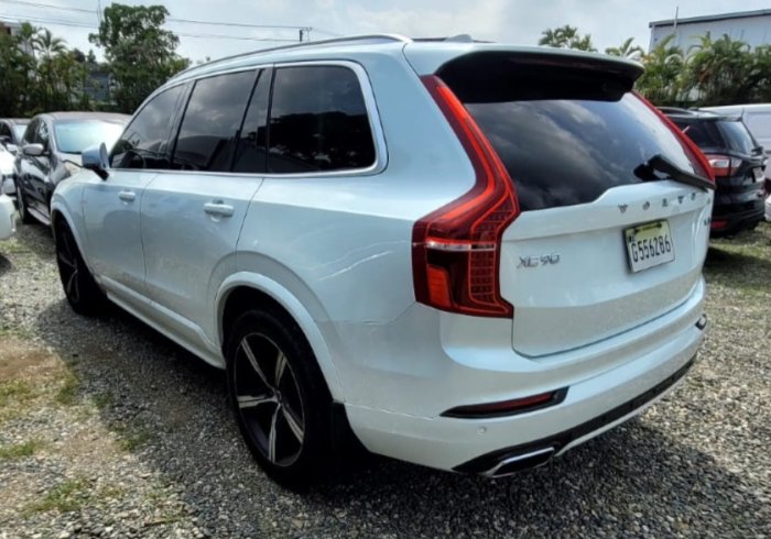 Foto 5 de 2016 VOLVO XC90