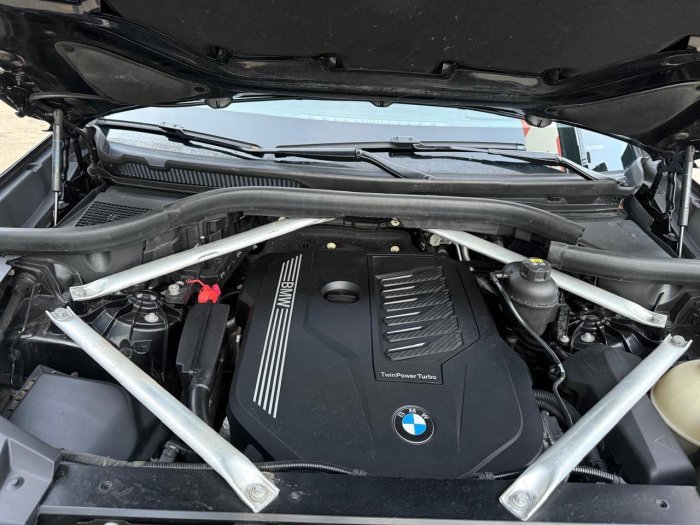 Foto 12 de 2020 BMW X 5 40I