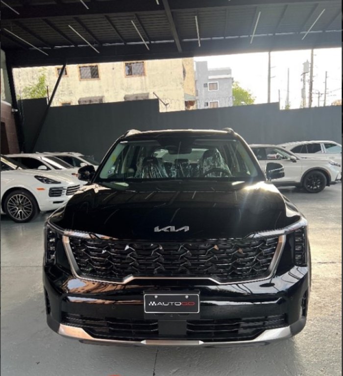 Foto 2 de 2026 KIA SORENTO LUXURY