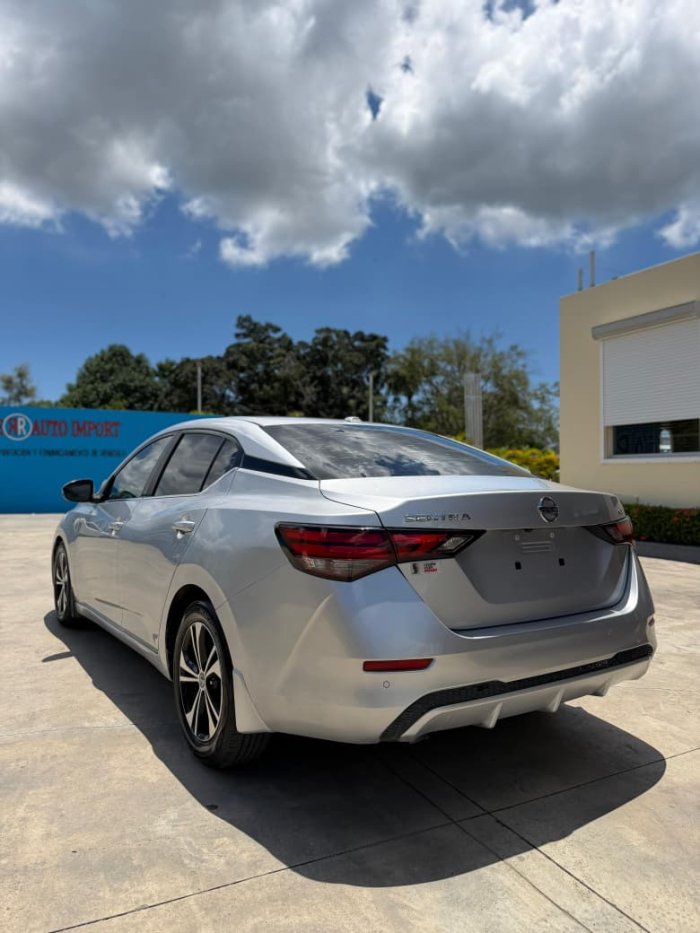 Foto 6 de 2020 NISSAN SENTRA