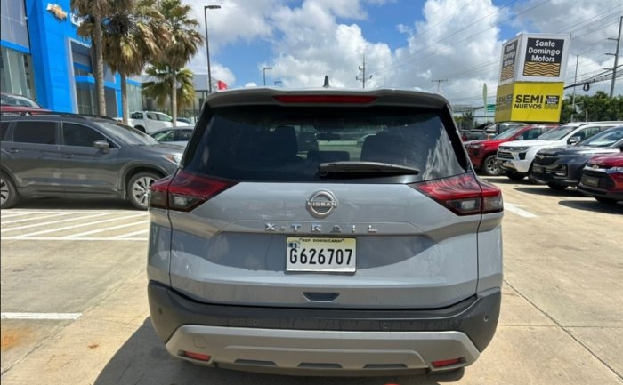 Foto 12 de 2023 NISSAN X-TRAIL SENSE