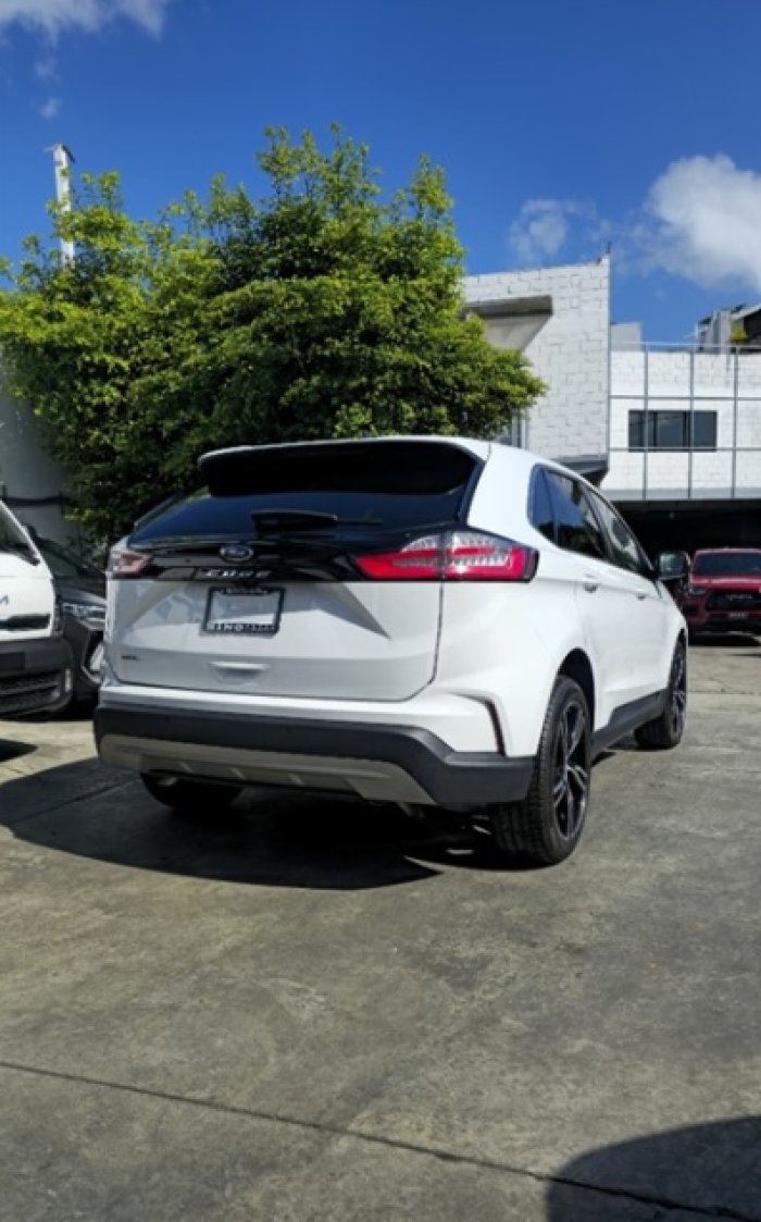 Foto 9 de 2022 FORD EDGE SEL