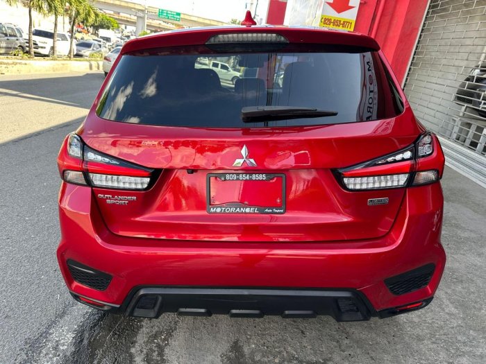 Foto 5 de 2021 MITSUBISHI OUTLANDER