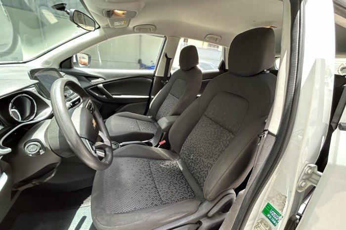 Foto 4 de 2023 CHEVROLET TRACKER