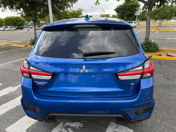 Foto 6 de 2022 MITSUBISHI OUTLANDER SPORT SE
