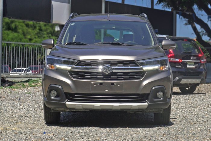 Foto 2 de 2024 SUZUKI XL7
