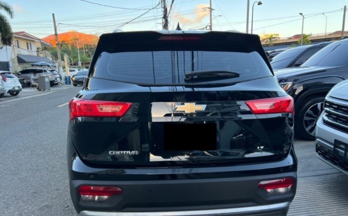 Foto 8 de 2023 CHEVROLET CAPTIVA