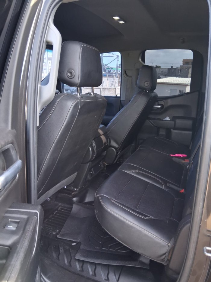 Foto 9 de 2021 CHEVROLET SILVERADO