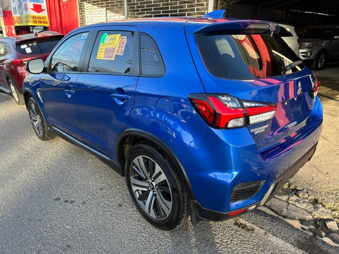 Foto 6 de 2022 MITSUBISHI OUTLANDER SPORT SE