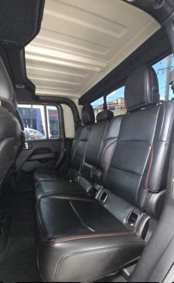 Foto 5 de 2023 JEEP GLADIATOR RUBICON