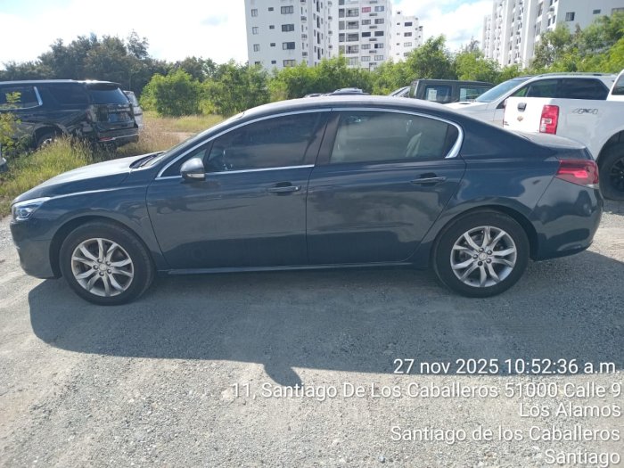 Foto 3 de 2016 PEUGEOT 5008 ALLURE