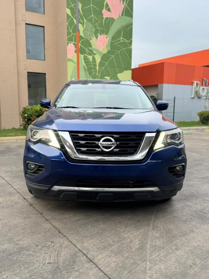 Foto 2 de 2019 NISSAN PATHFINDER