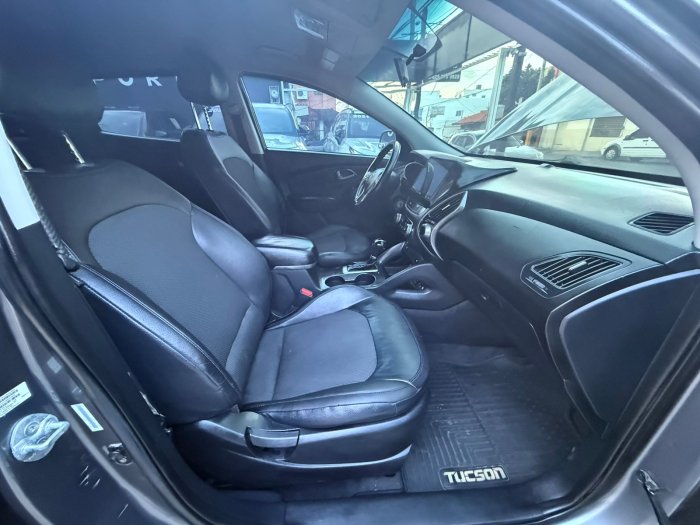 Foto 10 de 2015 HYUNDAI TUCSON SE