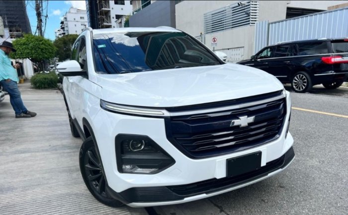 Foto 2 de 2022 CHEVROLET CAPTIVA LT