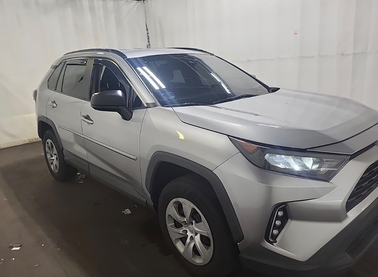 2021 Toyota RAV-4 LE