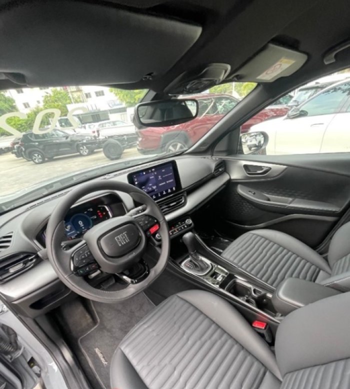 Foto 5 de 2023 FIAT FASTBACK LIMITED 270