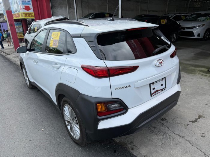 Foto 4 de 2020 HYUNDAI KONA SEL