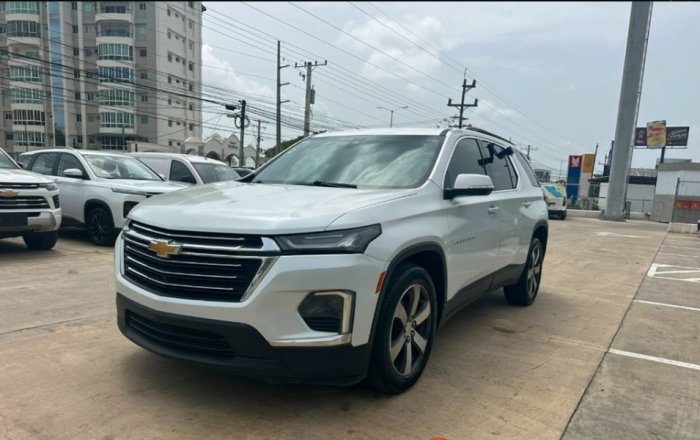2022 CHEVROLET TRAVERSE LT