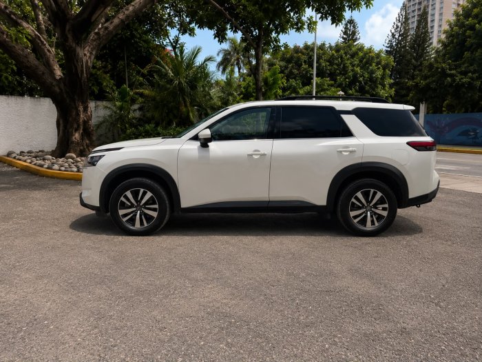 Foto 4 de 2023 NISSAN PATHFINDER