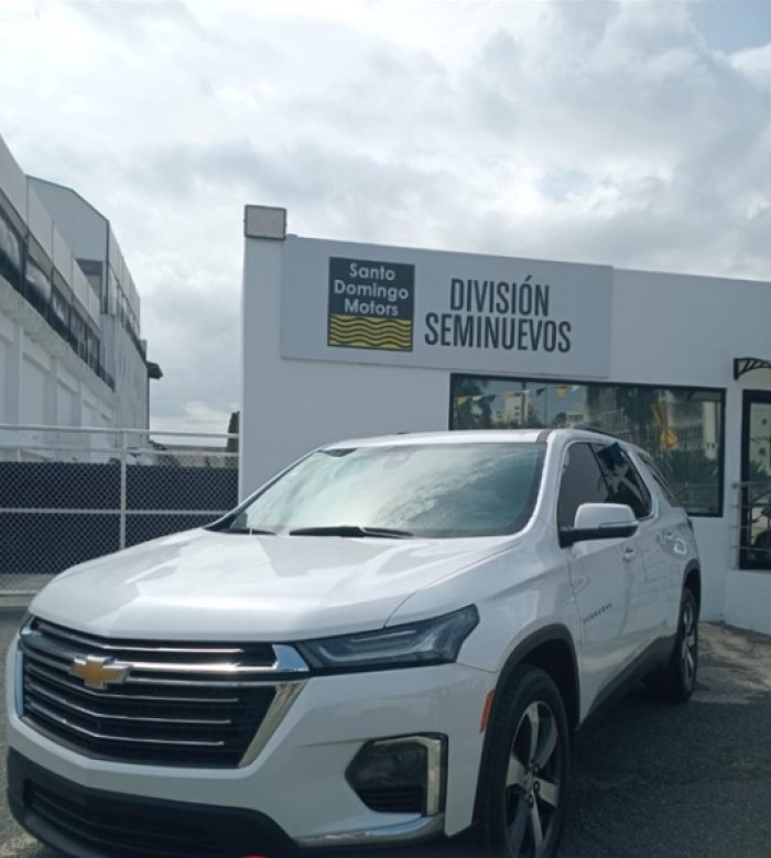 Foto 2 de 2023 CHEVROLET TRAVERSE LT