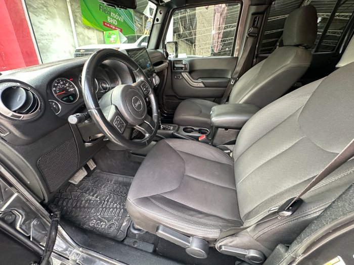 Foto 8 de 2017 JEEP WRANGLER UNLIMITED SPORT