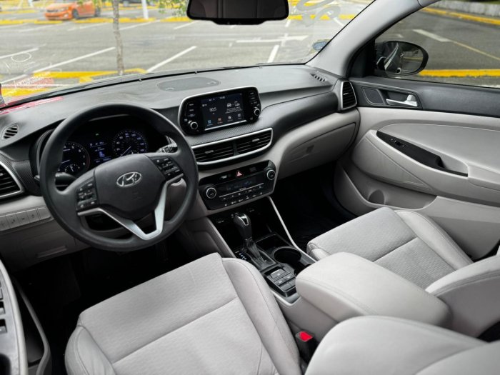 Foto 9 de 2020 HYUNDAI TUCSON SEL