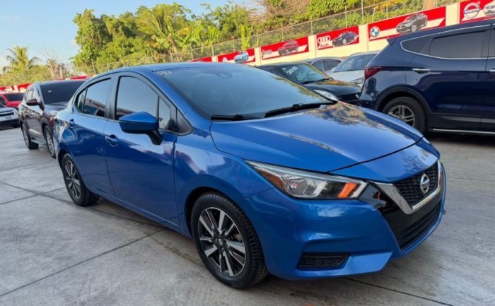 Foto 3 de 2021 NISSAN VERSA