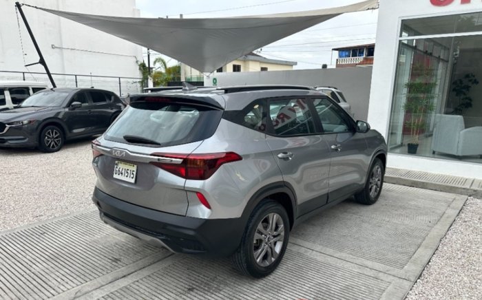 Foto 9 de 2023 KIA SELTOS EX