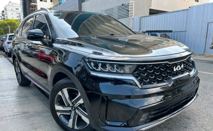 Foto 3 de 2023 KIA SORENTO SPORT