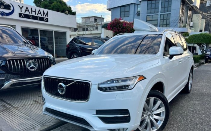 2018 VOLVO XC90