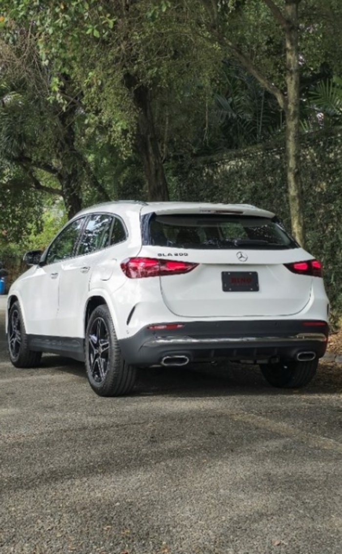 Foto 11 de 2025 MERCEDES-BENZ CLASE GLA 200 AMG LINE