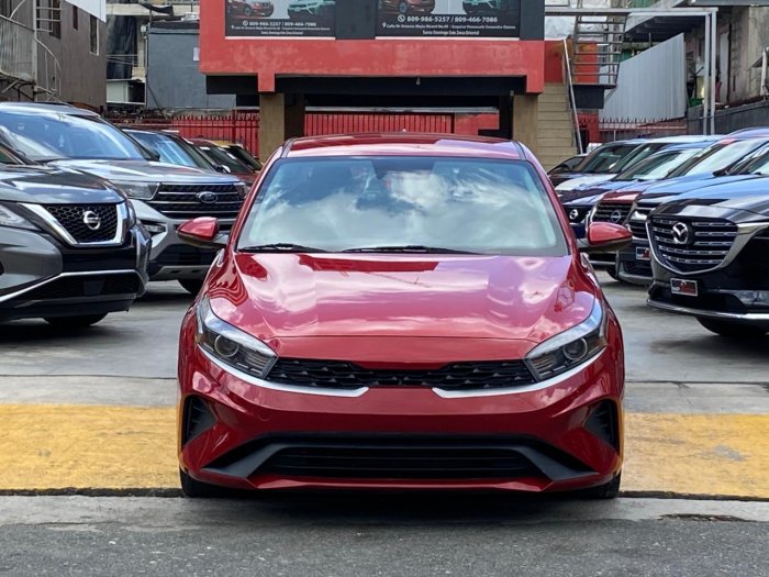 Foto 2 de 2023 KIA FORTE