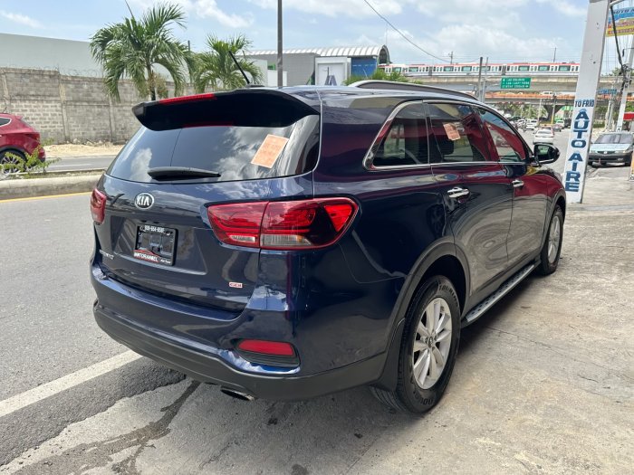 Foto 6 de 2020 KIA SORENTO LX