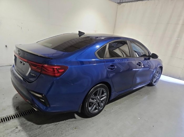Foto 7 de 2021 KIA FORTE GT LINE